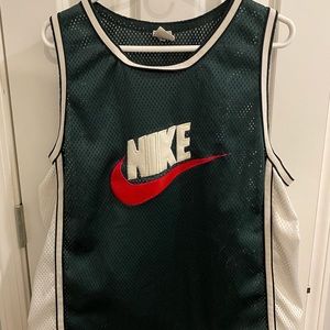 VINTAGE NIKE JERSEY